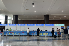 1-1-registration-desk-3
