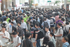 3-2-crowd-1